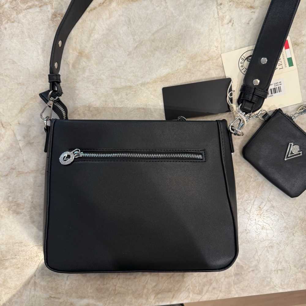 Orlandi Valentino Crossbody Bag with Matching Change Purse NWT - Picture 9 of 9